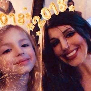 Meet your Posher, Felicia